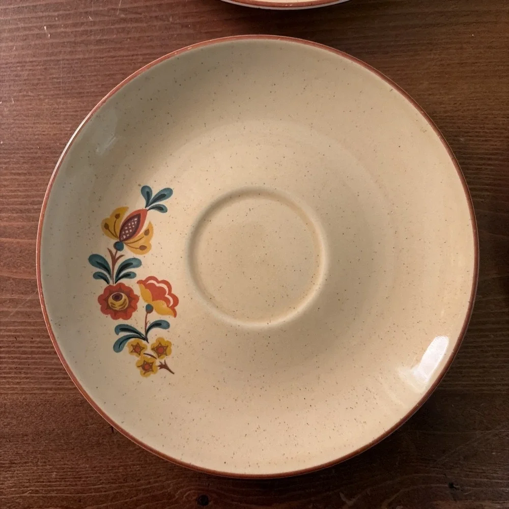SET OF 4 VTG TAYLOR SMITH & TAYLOR REVEILLE ROOSTER SAUCERS‎